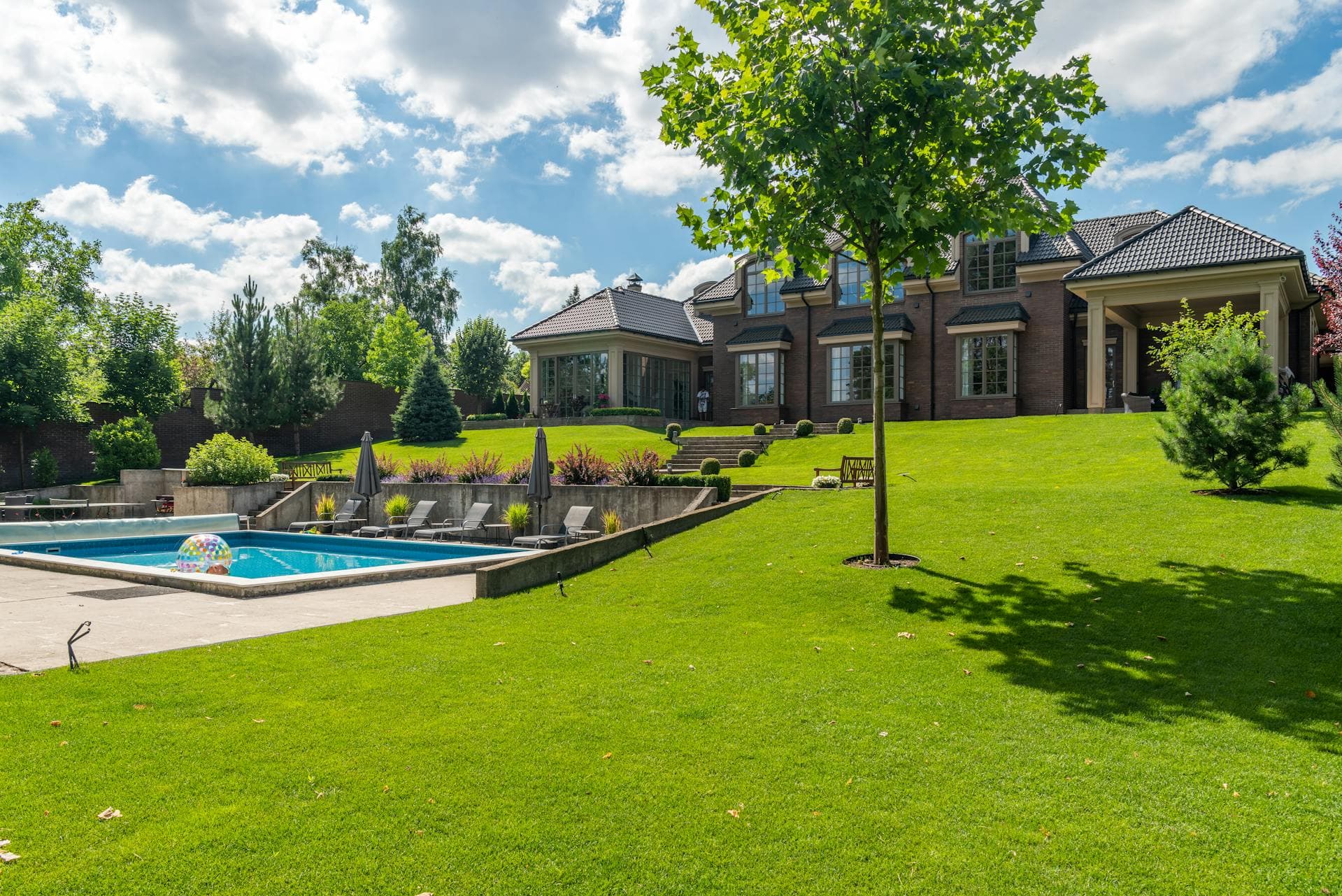 What to Do Before Selling Your House for Top Dollar