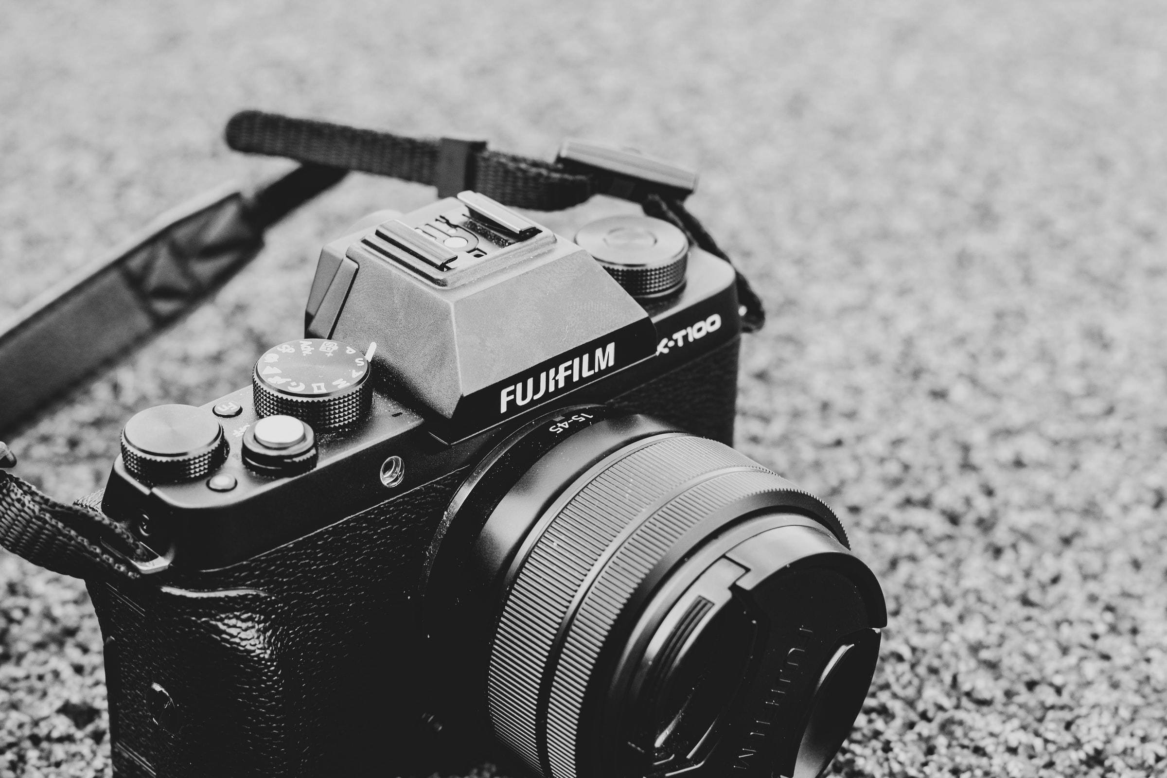 Quick Guide on How to Choose Between Your DSLR and Mirrorless Camera